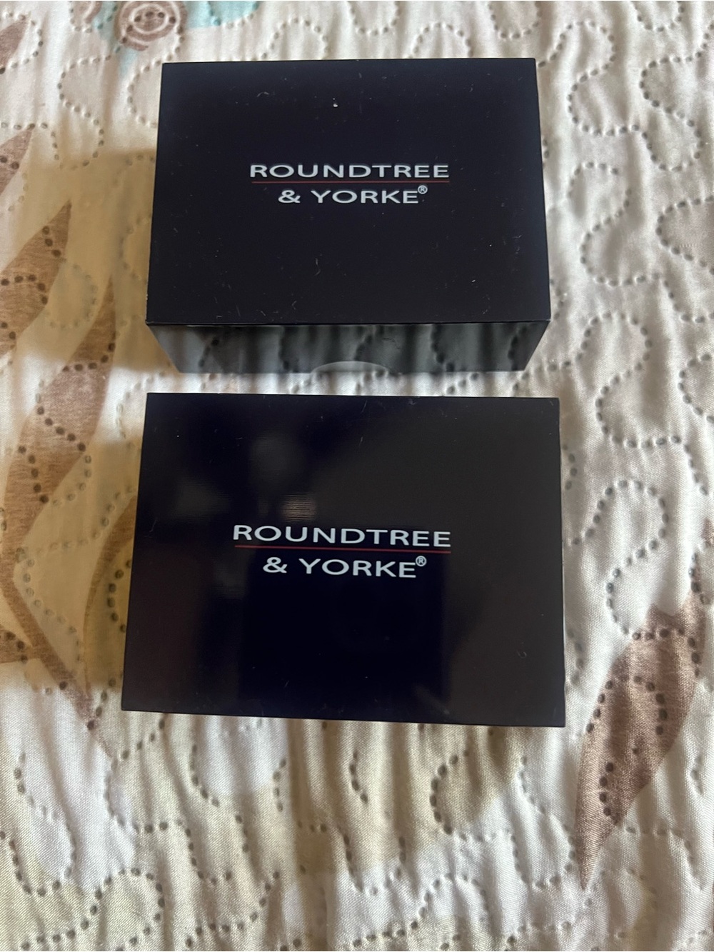 Roundtree Yorke Silver Tone Dress Shirt Stud Set Tuxedo Buttons Boxes (2)